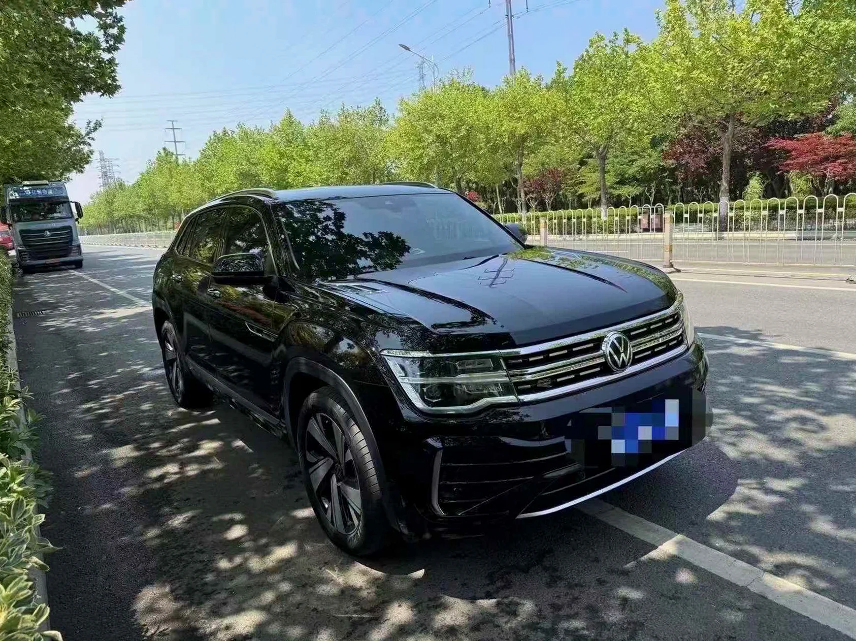 大众途昂 正面外观二