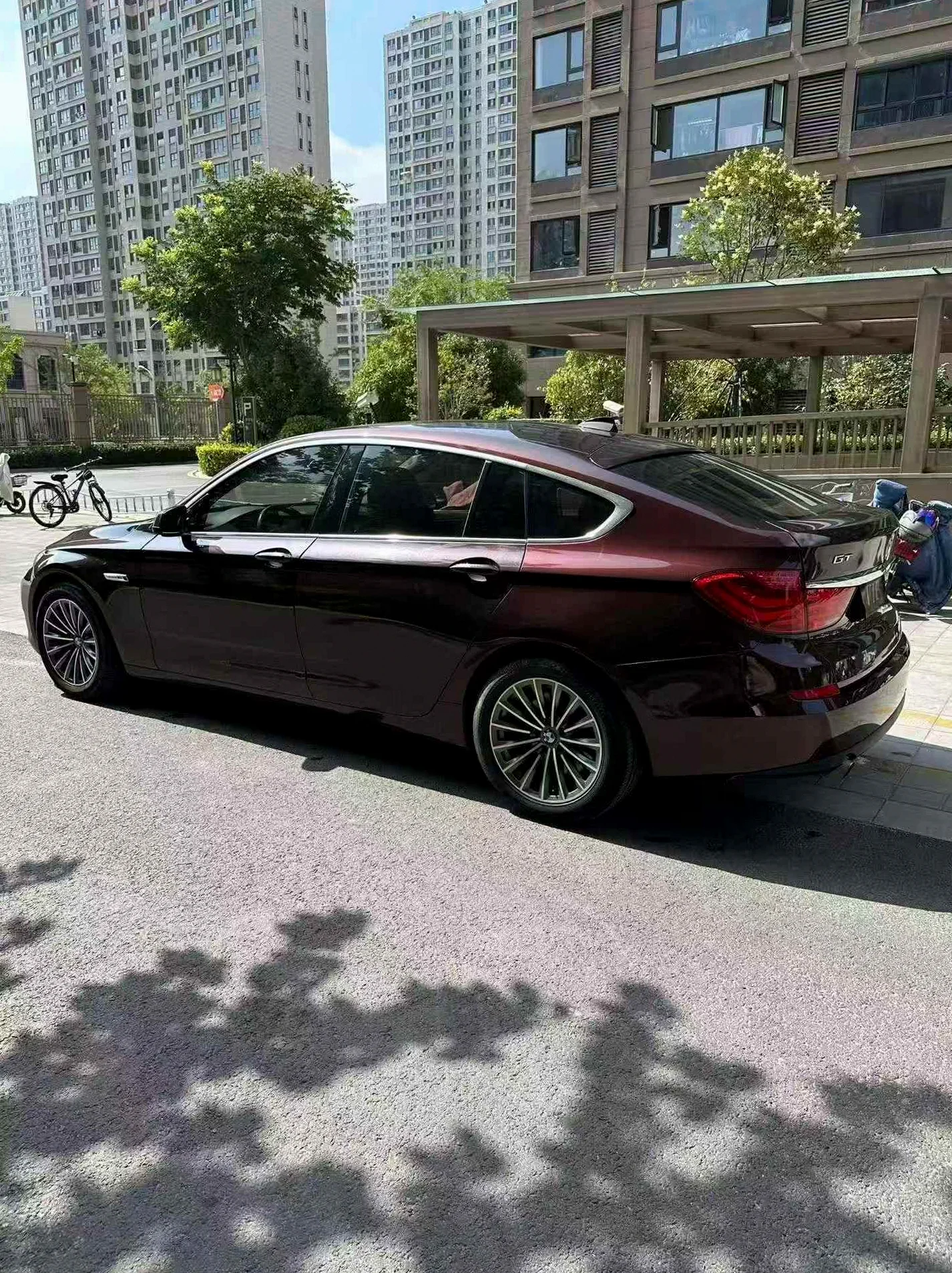 宝马5系 后面外观二