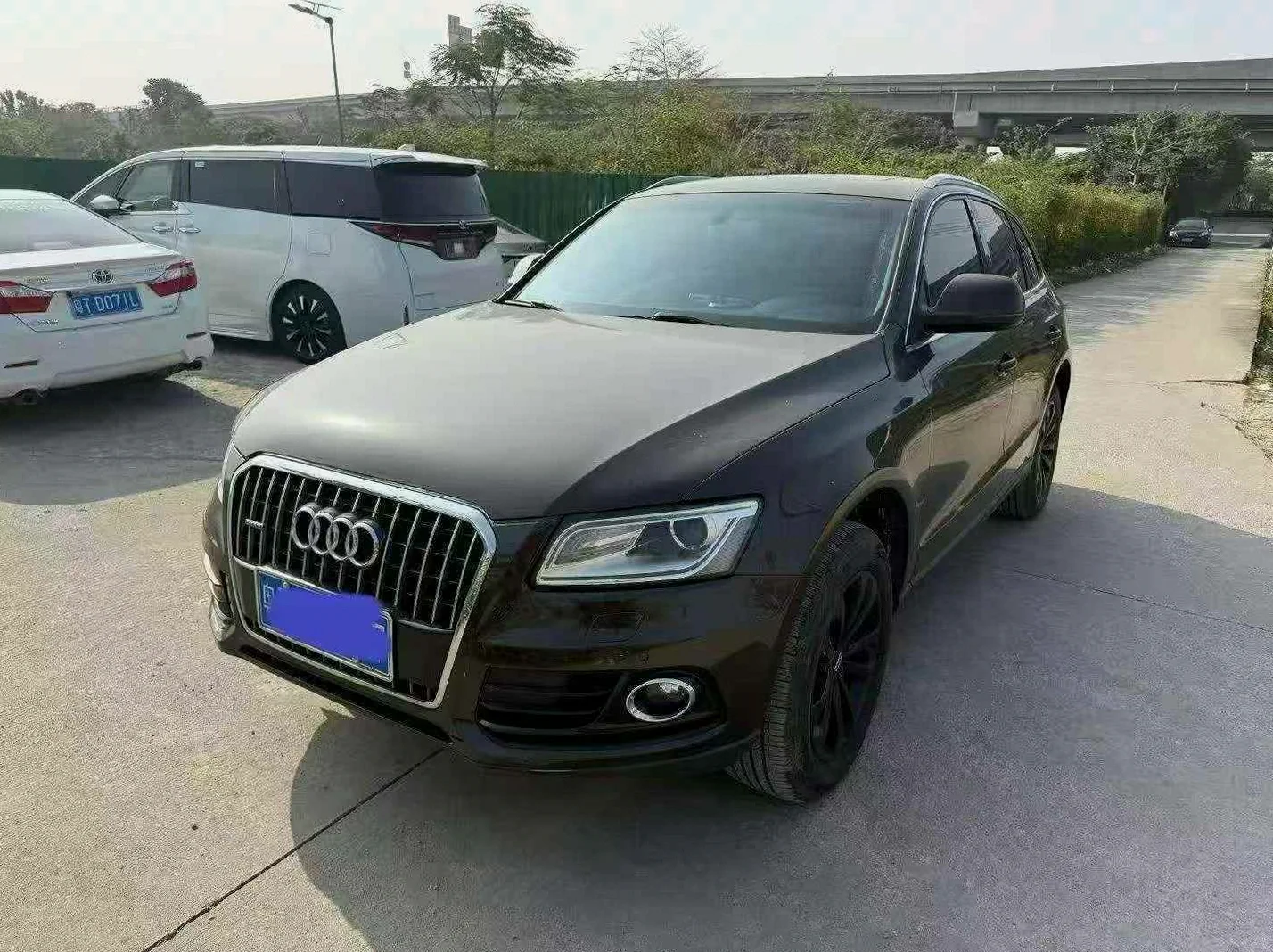 奥迪Q5 后面外观三