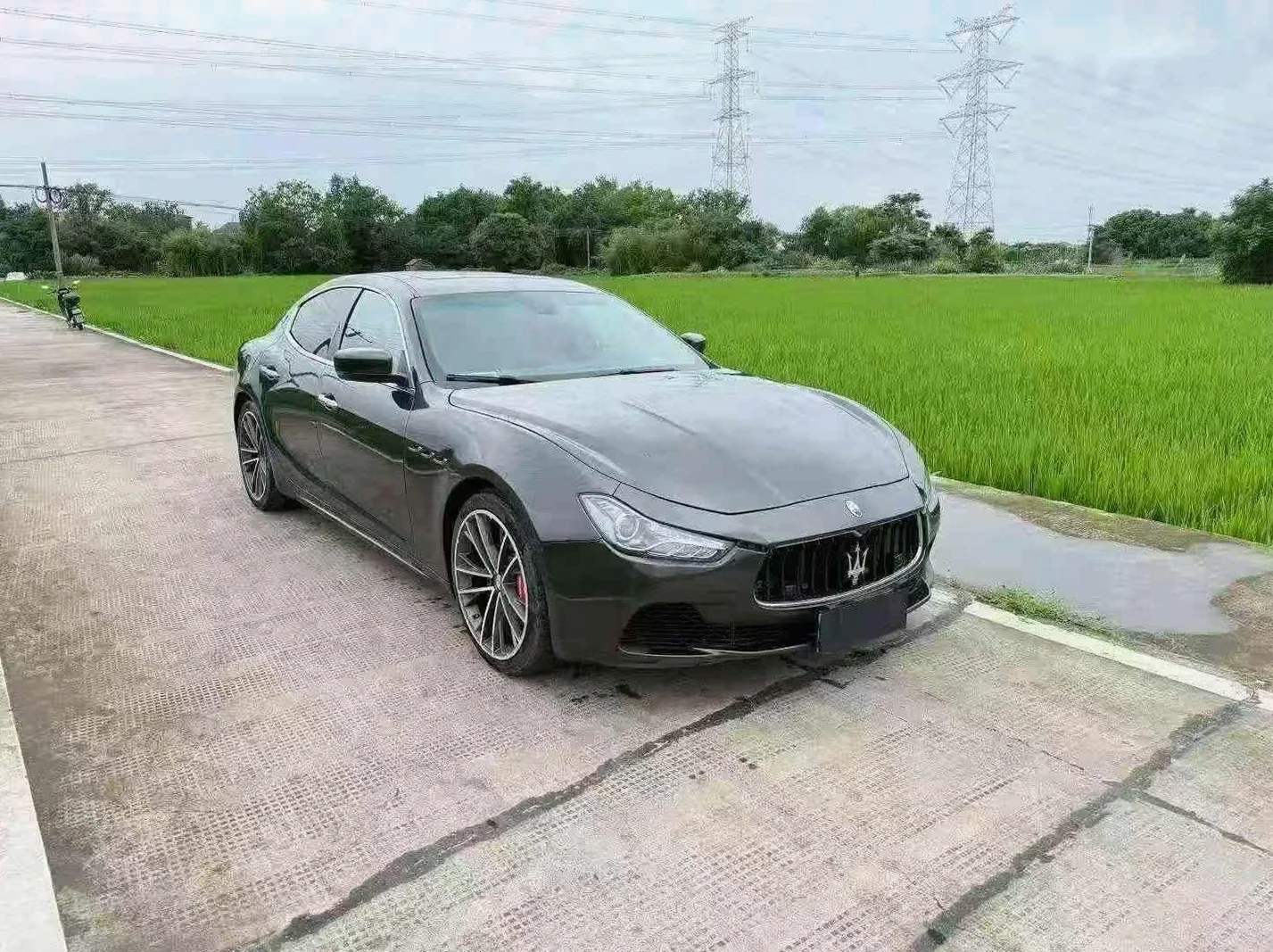 准16年玛莎拉蒂Ghibli 3.0T