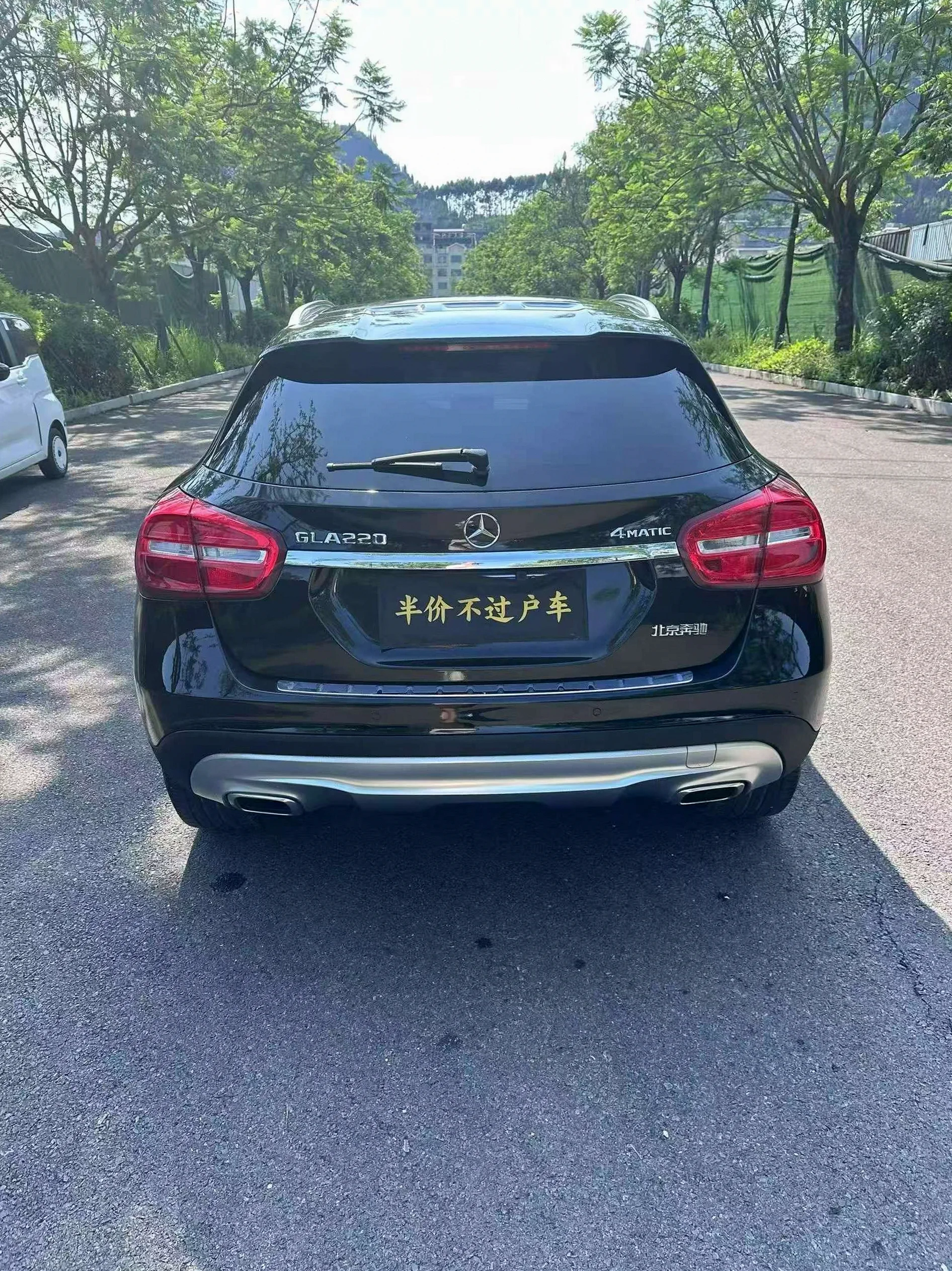 奔驰GLA 驾驶室