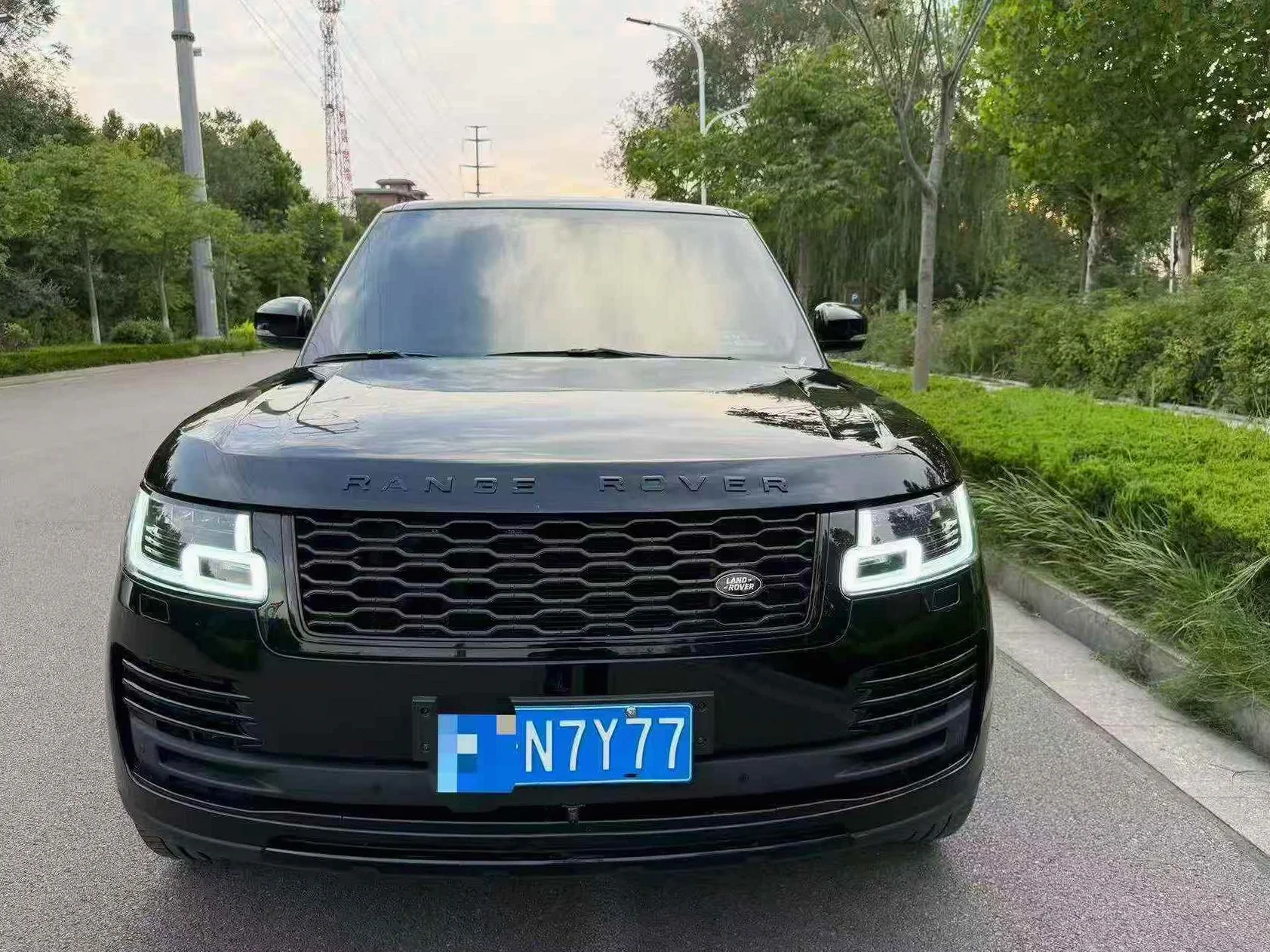 16年路虎揽胜行政 3.0T