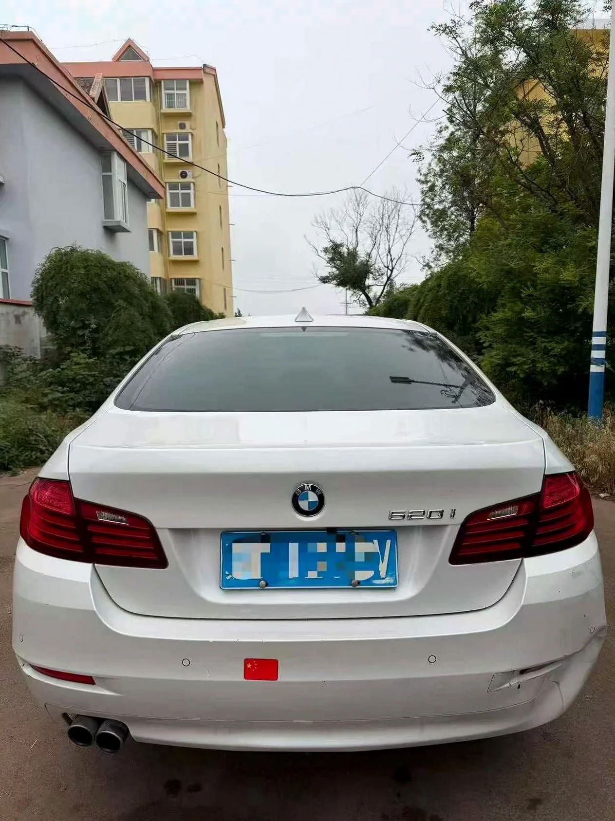 宝马5系 后面外观三