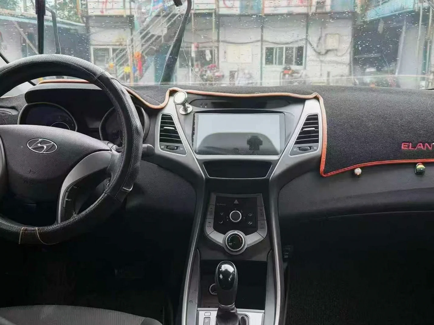 现代朗动 后面外观三