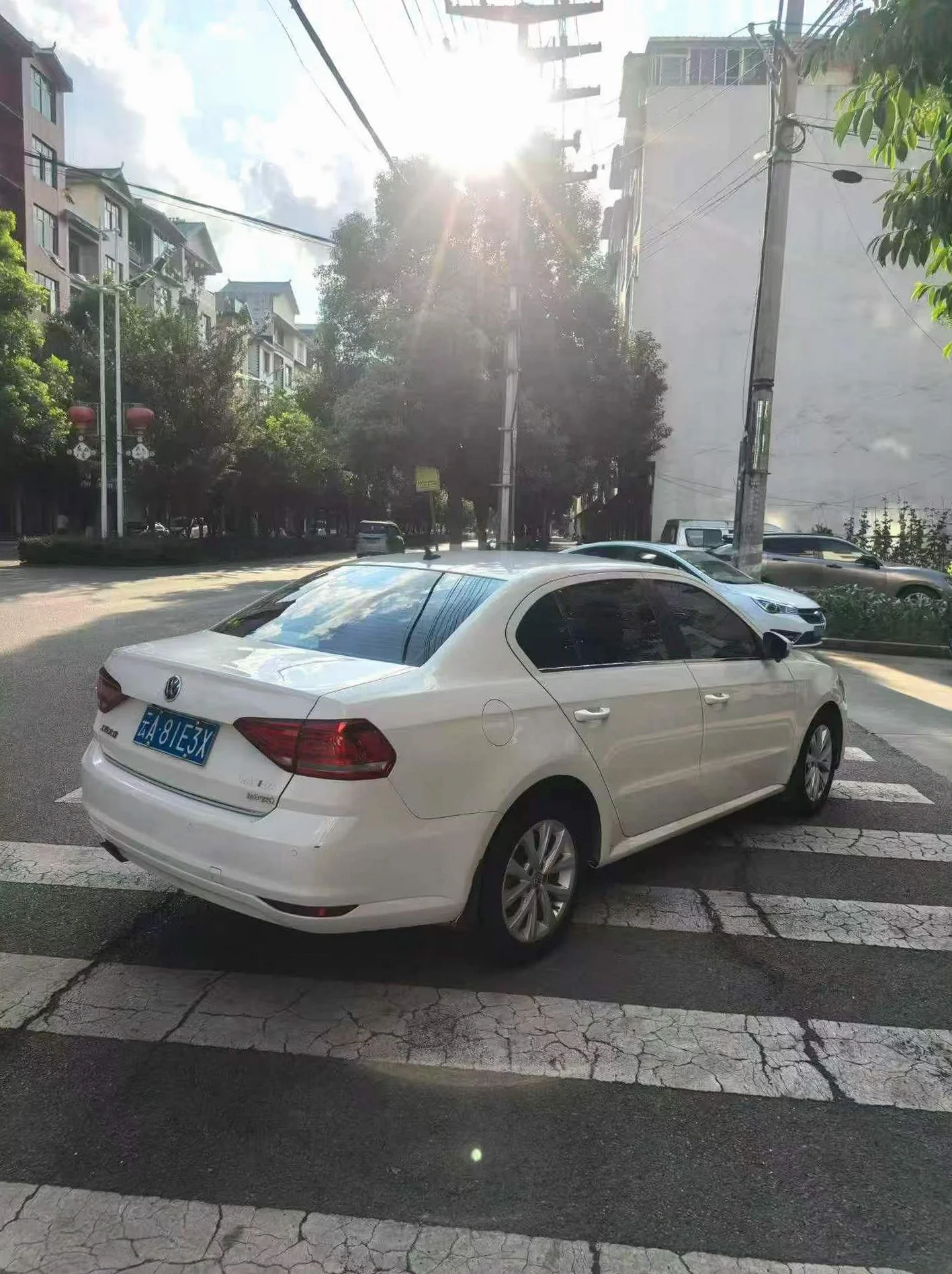 大众朗逸 后面外观一