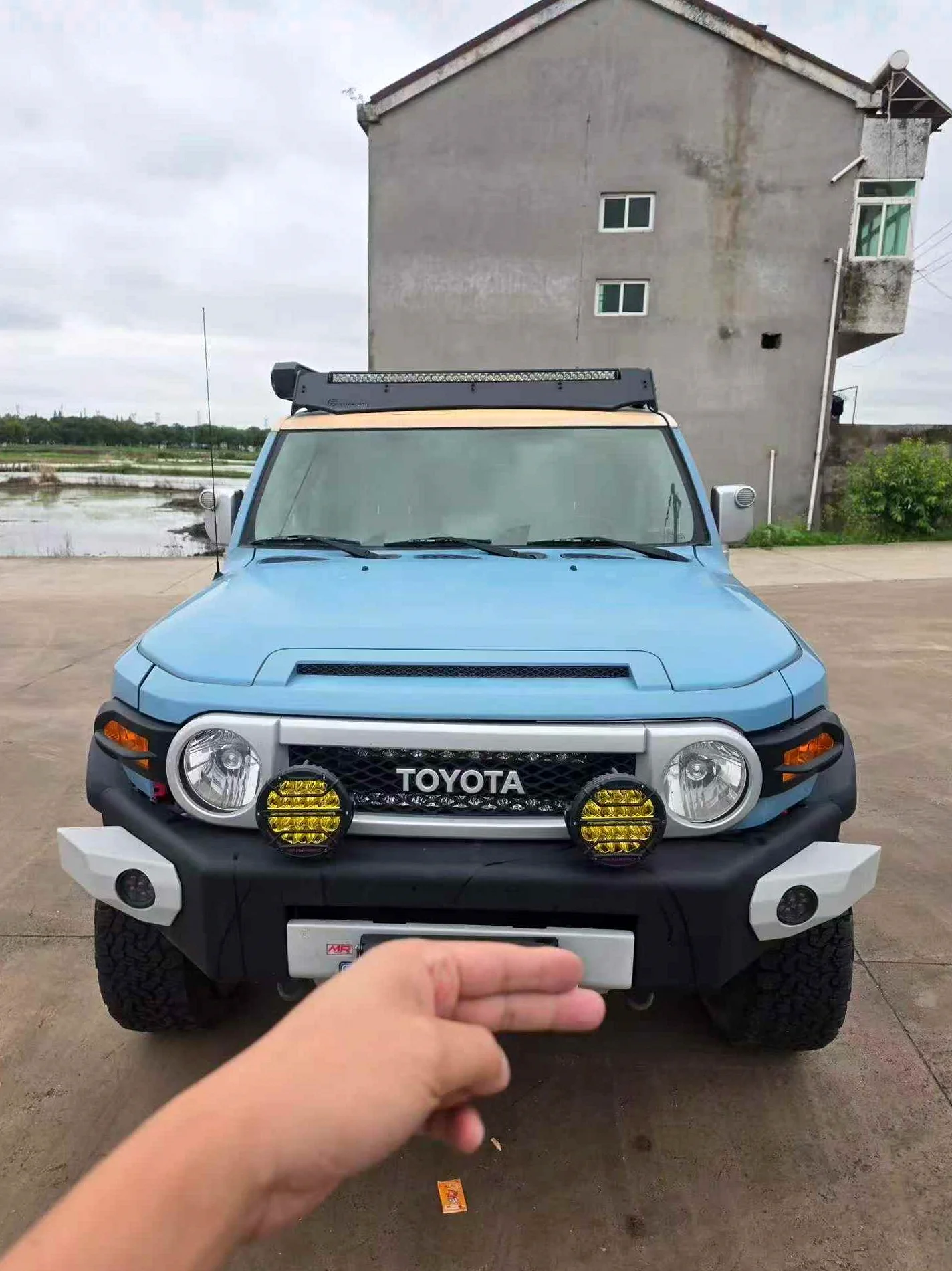 18年丰田兰德酷路泽FJ 4.0V6