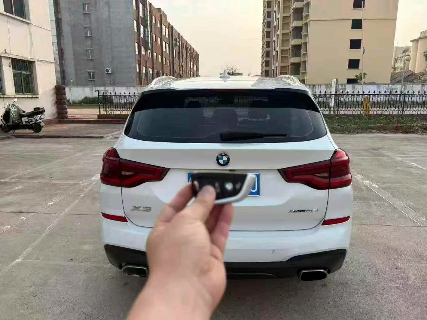 宝马X3 驾驶室
