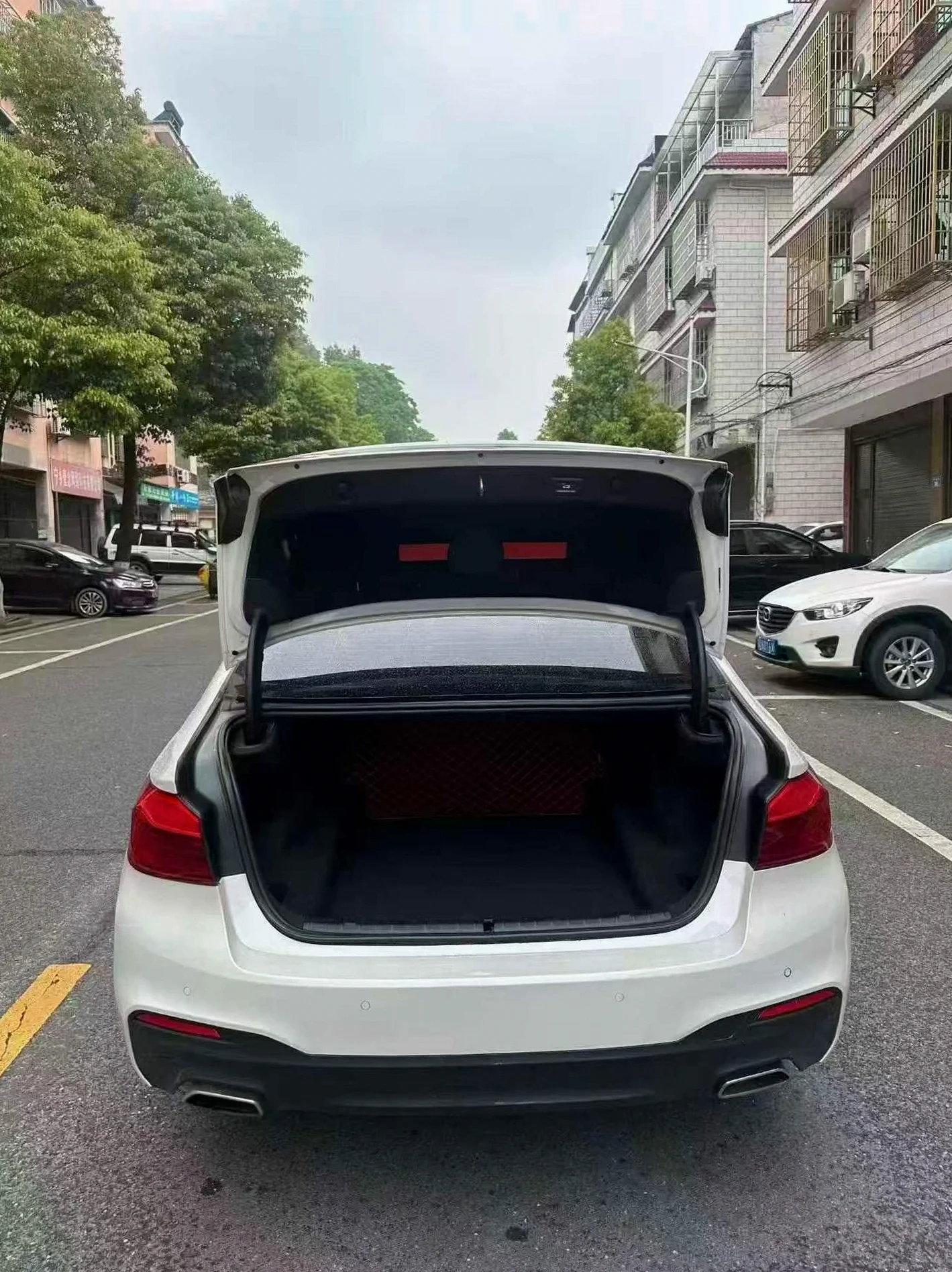 宝马5系 内饰后排