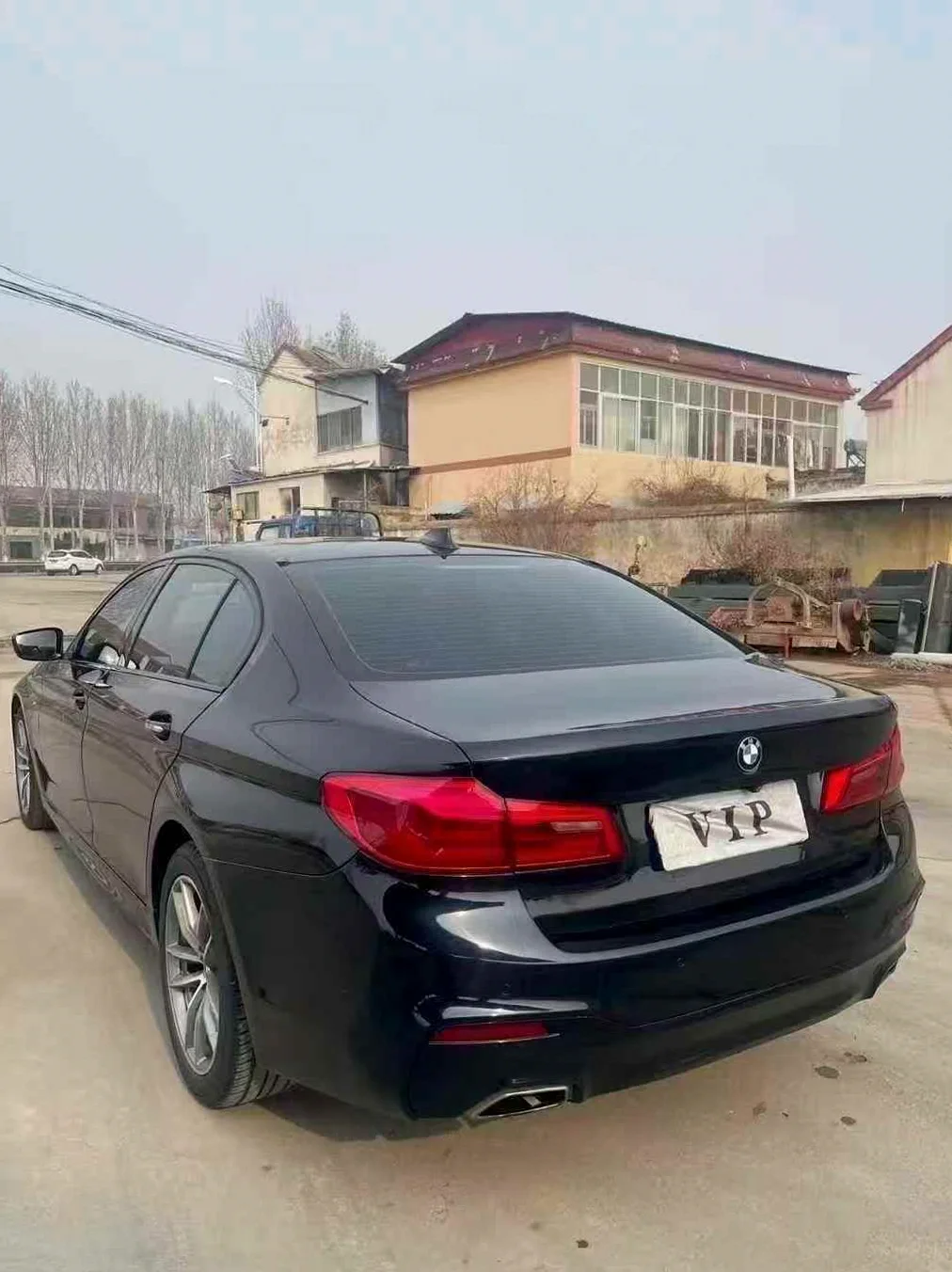 宝马5系 后面外观二