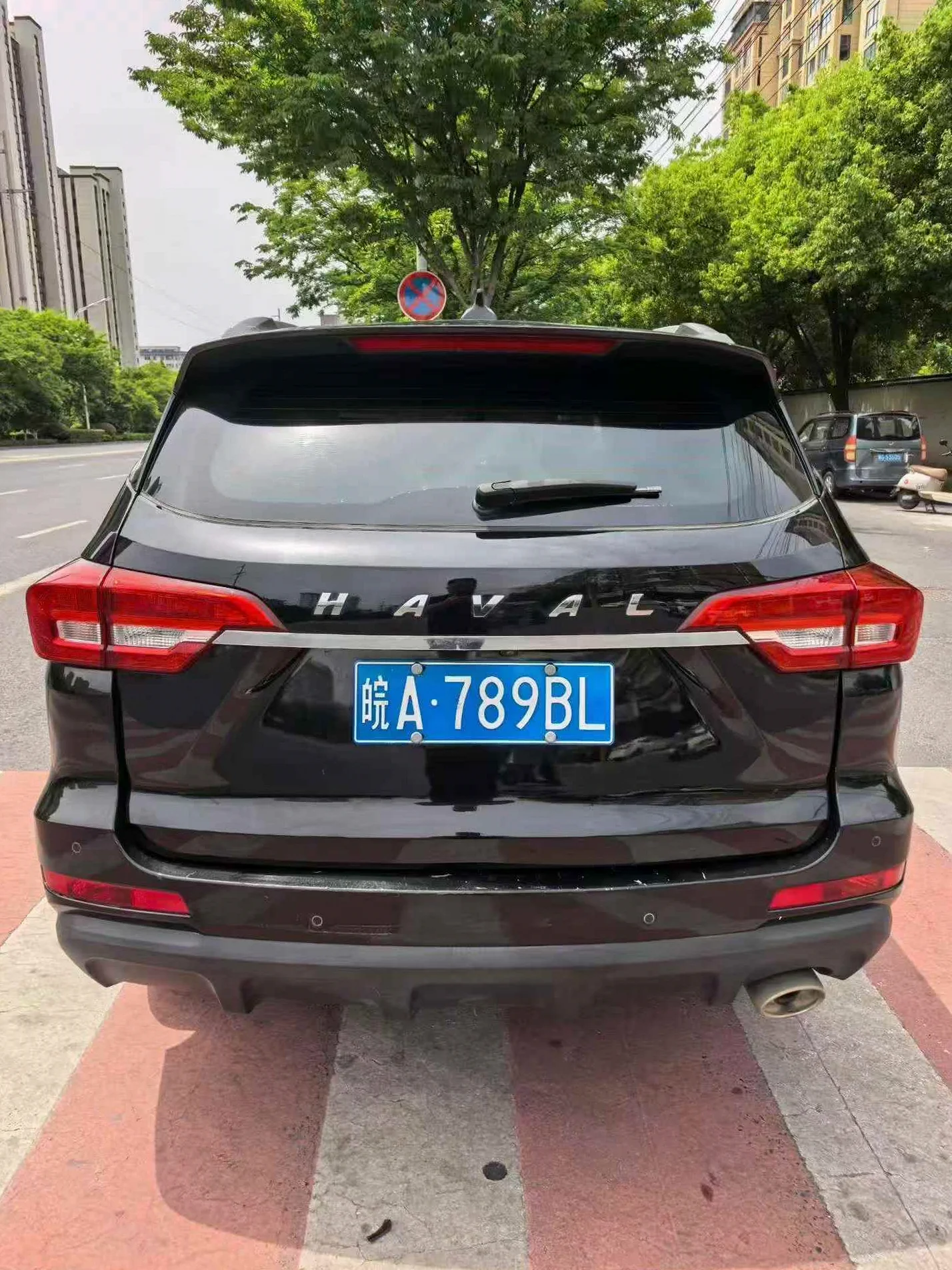 哈弗M6 后面外观一