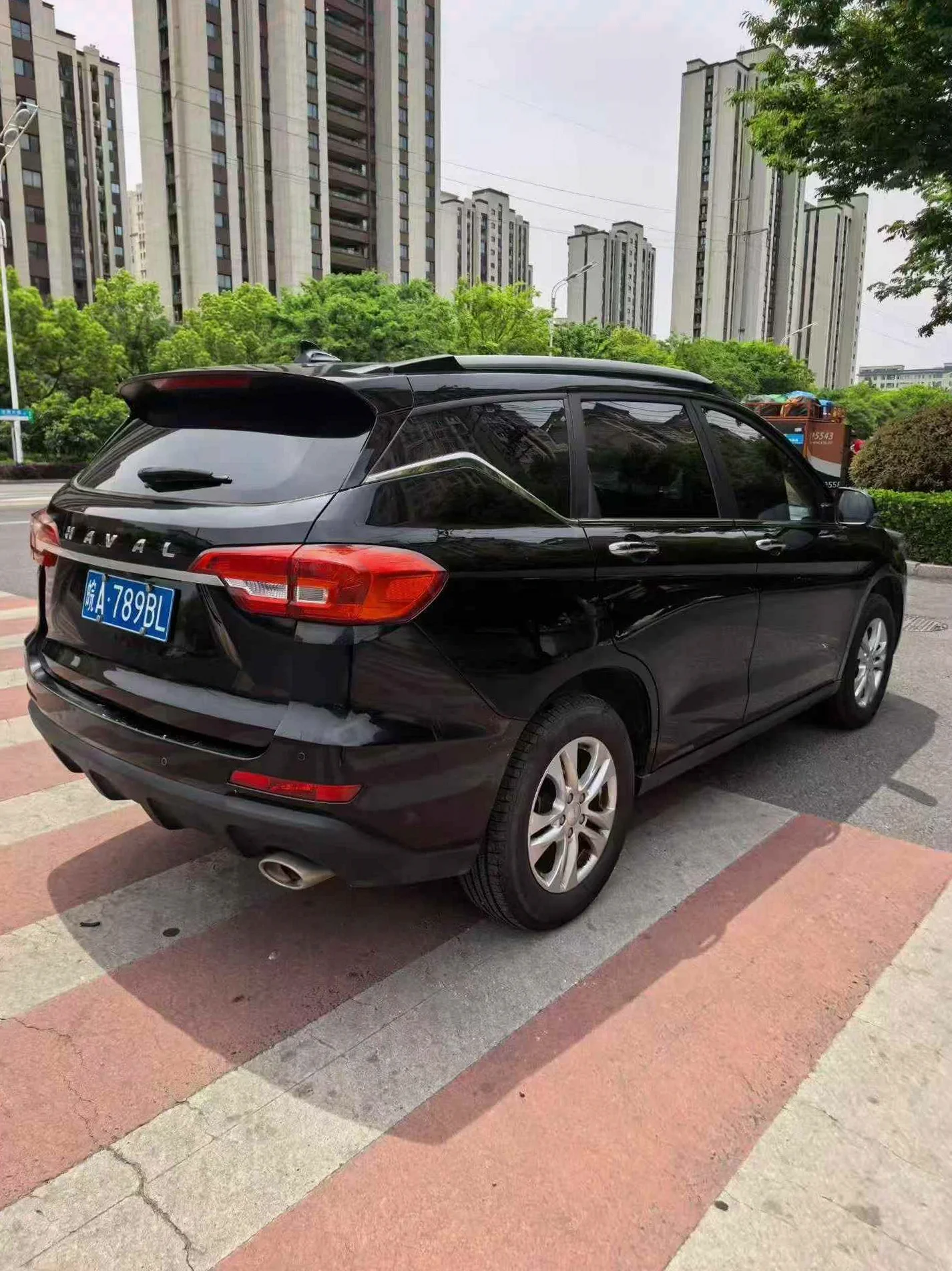 哈弗M6 后面外观二