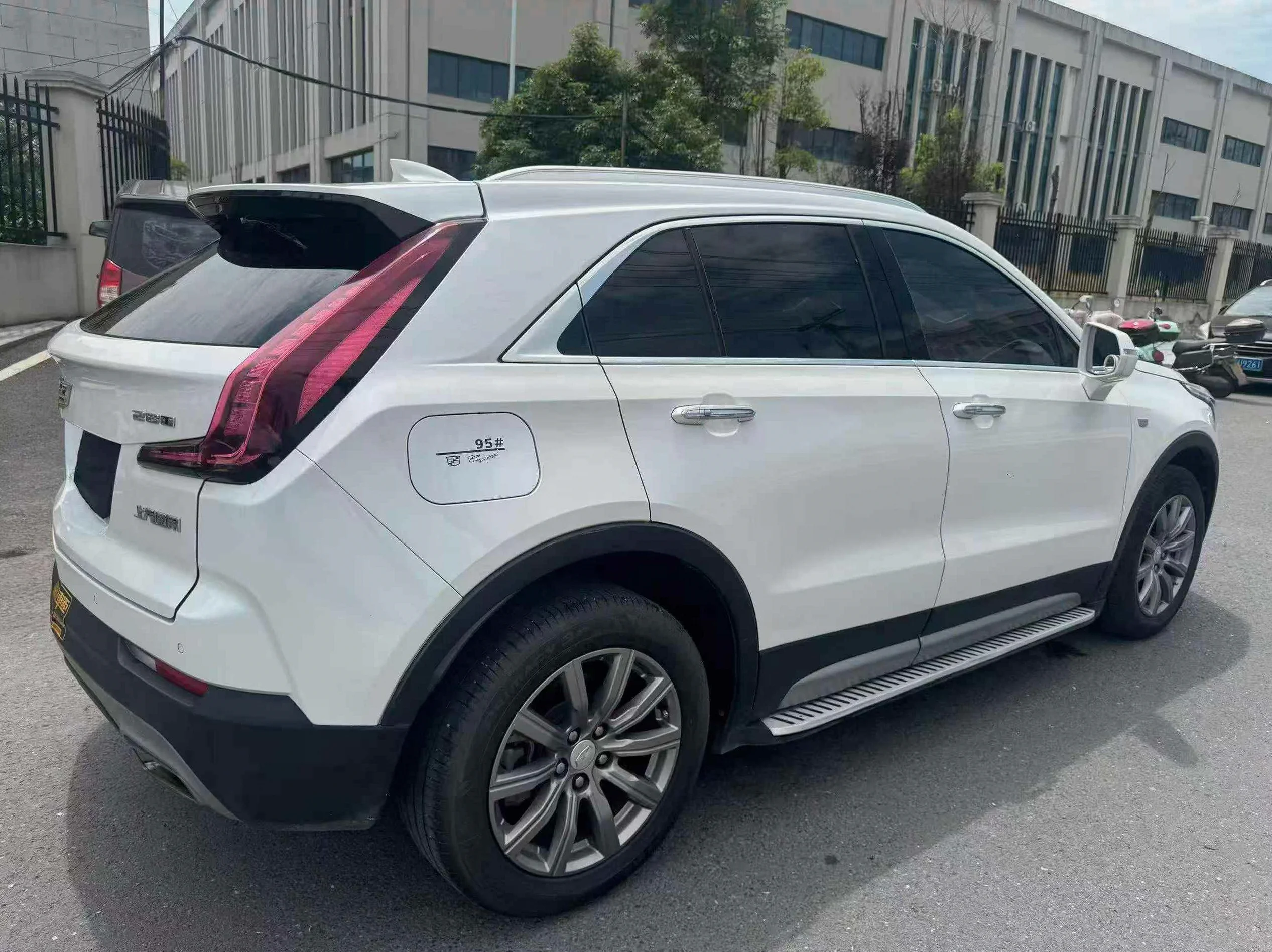 凯迪拉克XT4 内饰后排