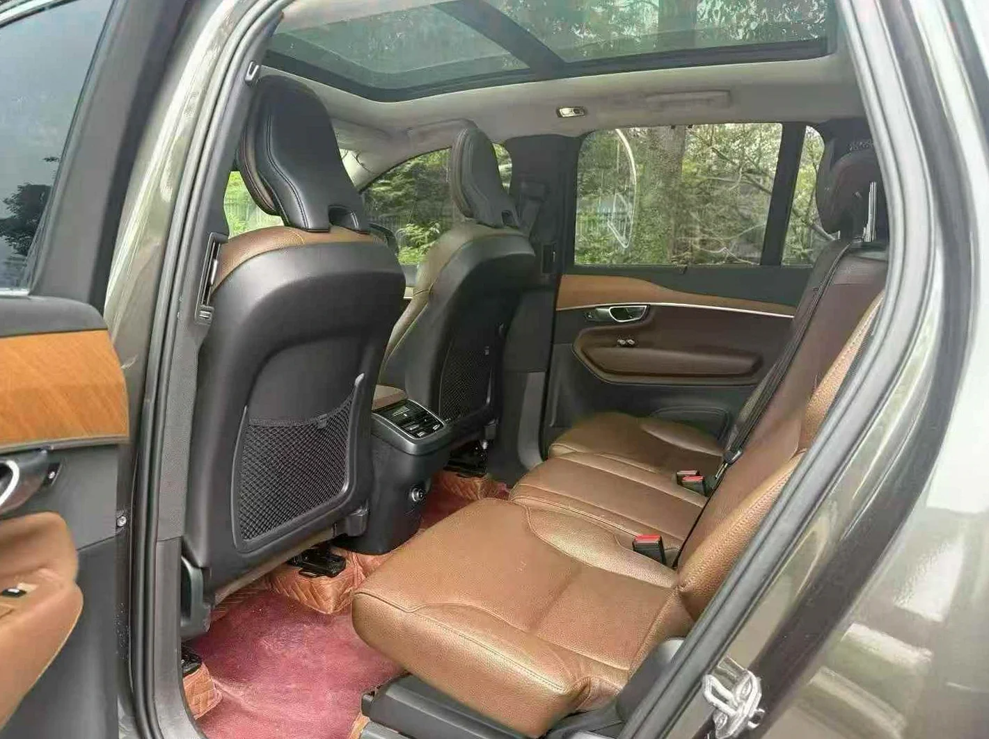 沃尔沃XC90 后面外观三