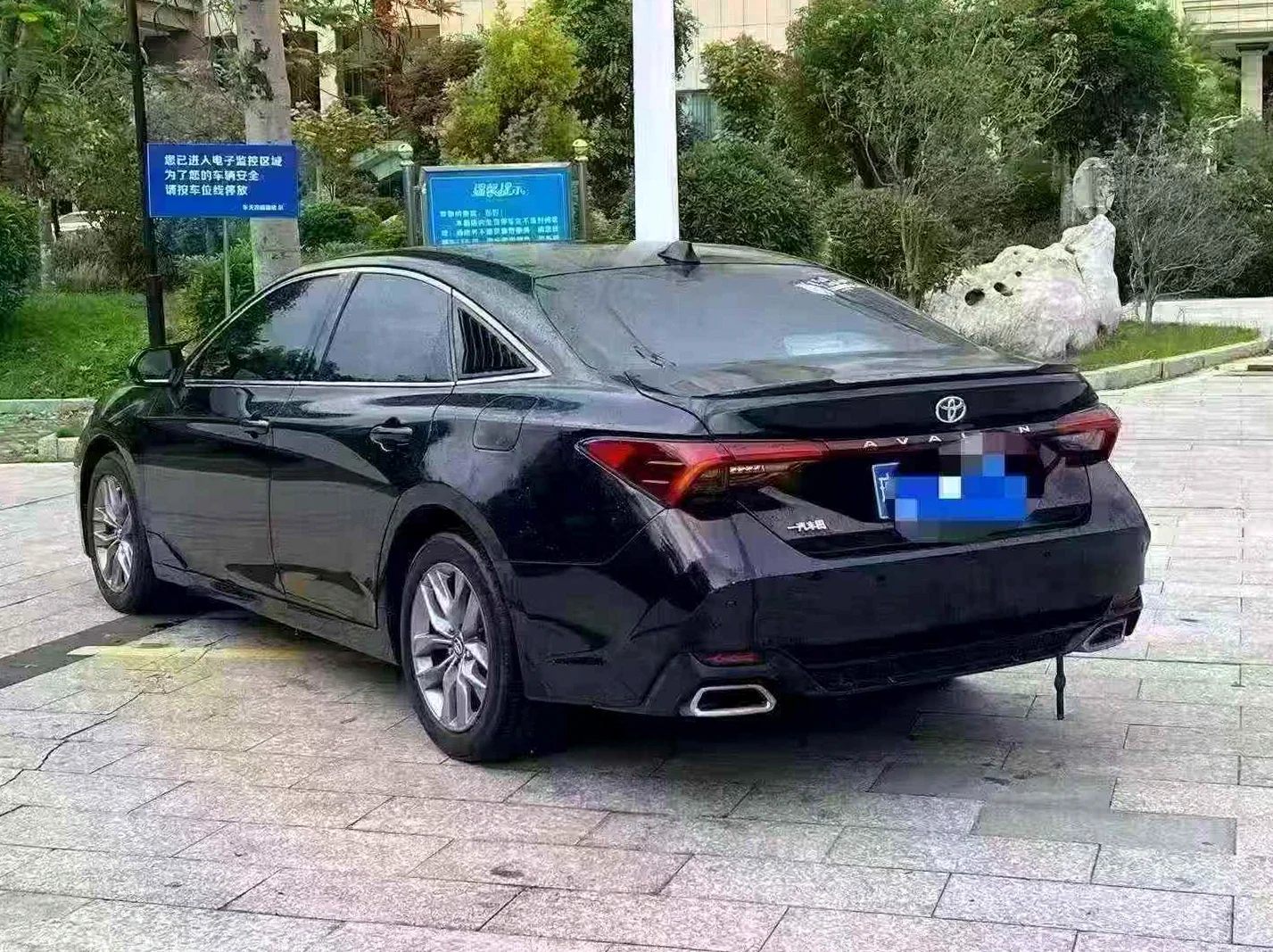 丰田亚洲龙 驾驶室