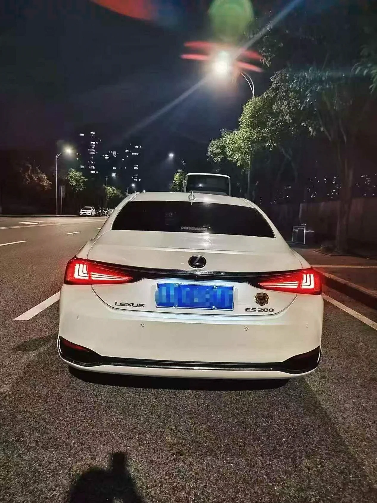 雷克萨斯ES 后面外观一