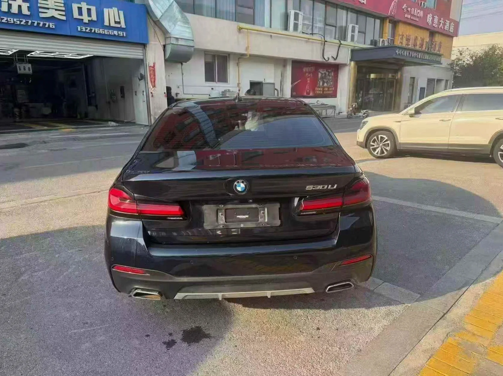 宝马5系 正面外观三