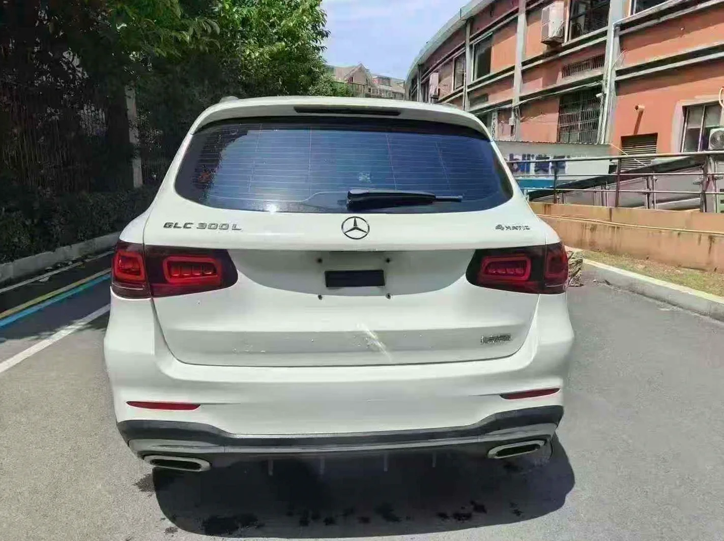 奔驰GLC 后面外观一