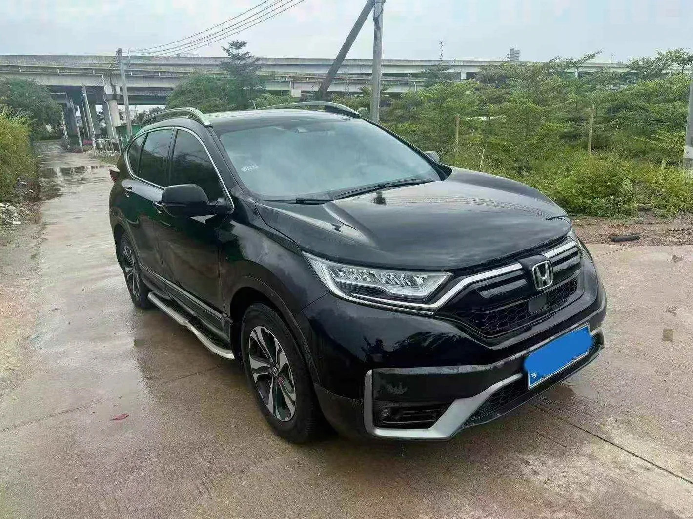 本田CRV 正面外观二