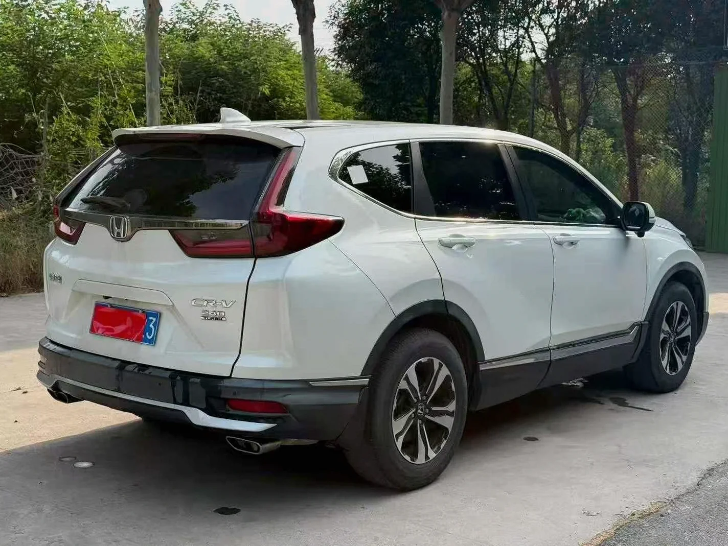 本田CRV 后面外观三