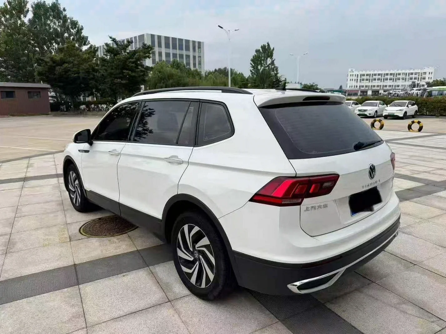 大众途观 后面外观一