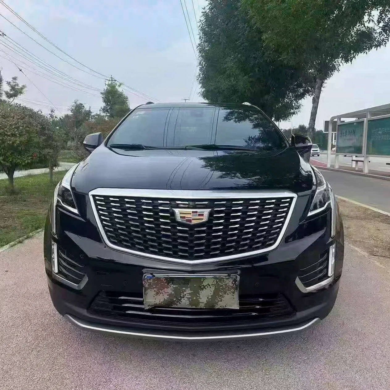 凯迪拉克XT5 正面外观二
