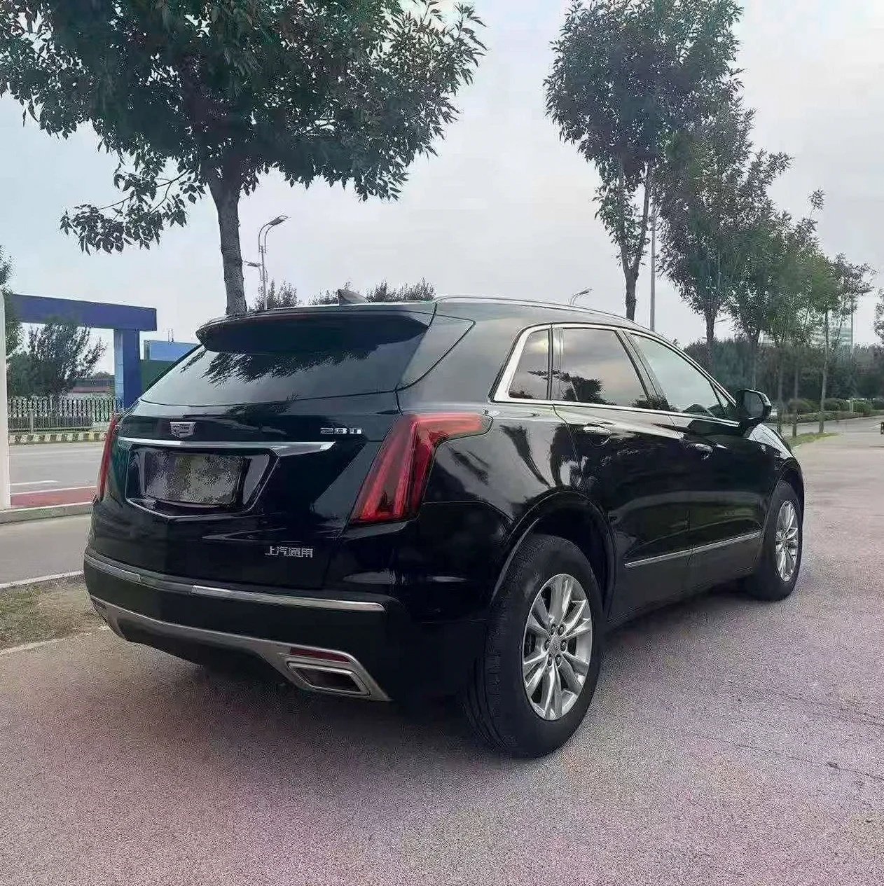 凯迪拉克XT5 后面外观一