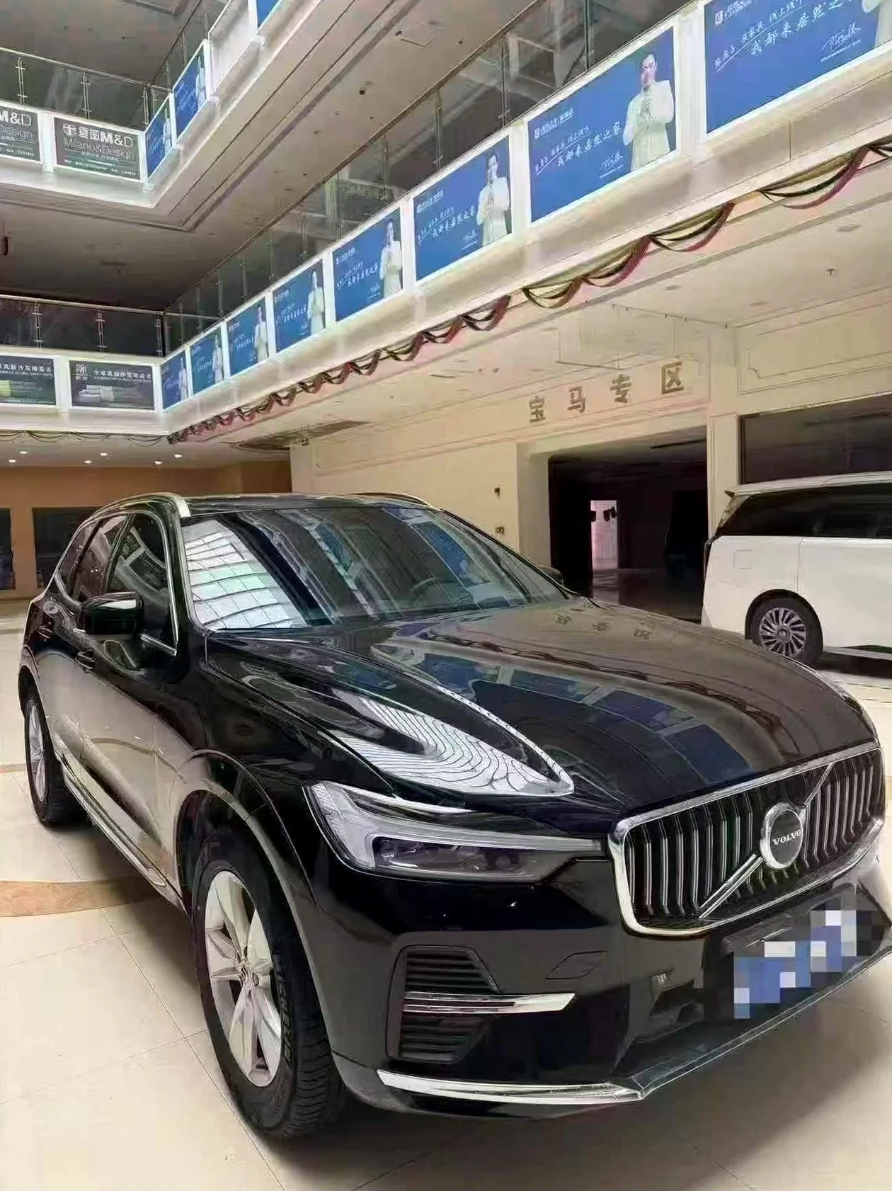 沃尔沃XC60 正面外观二