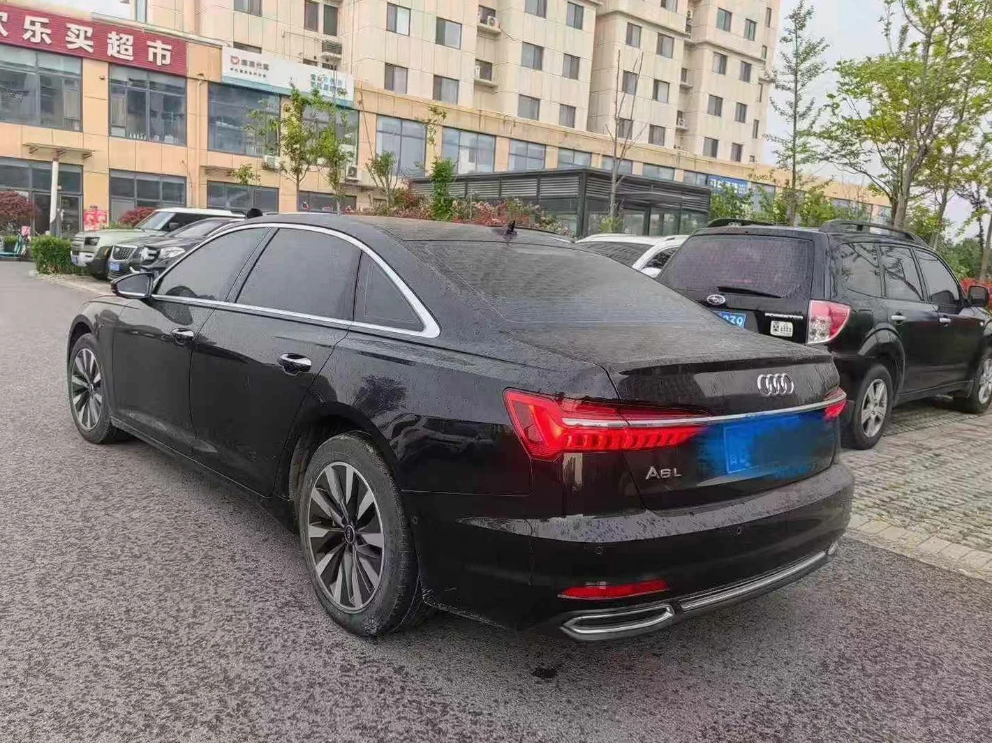奥迪A6L 后面外观二