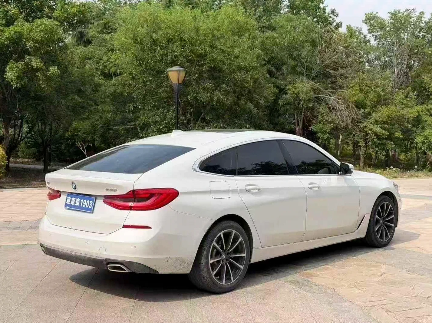 宝马6系 后面外观三