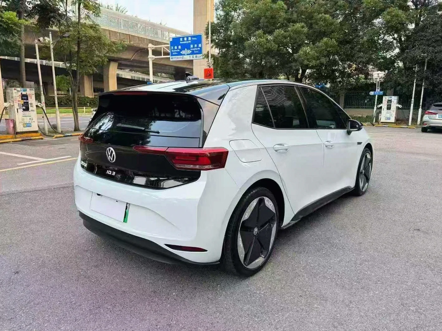 大众ID 后面外观一