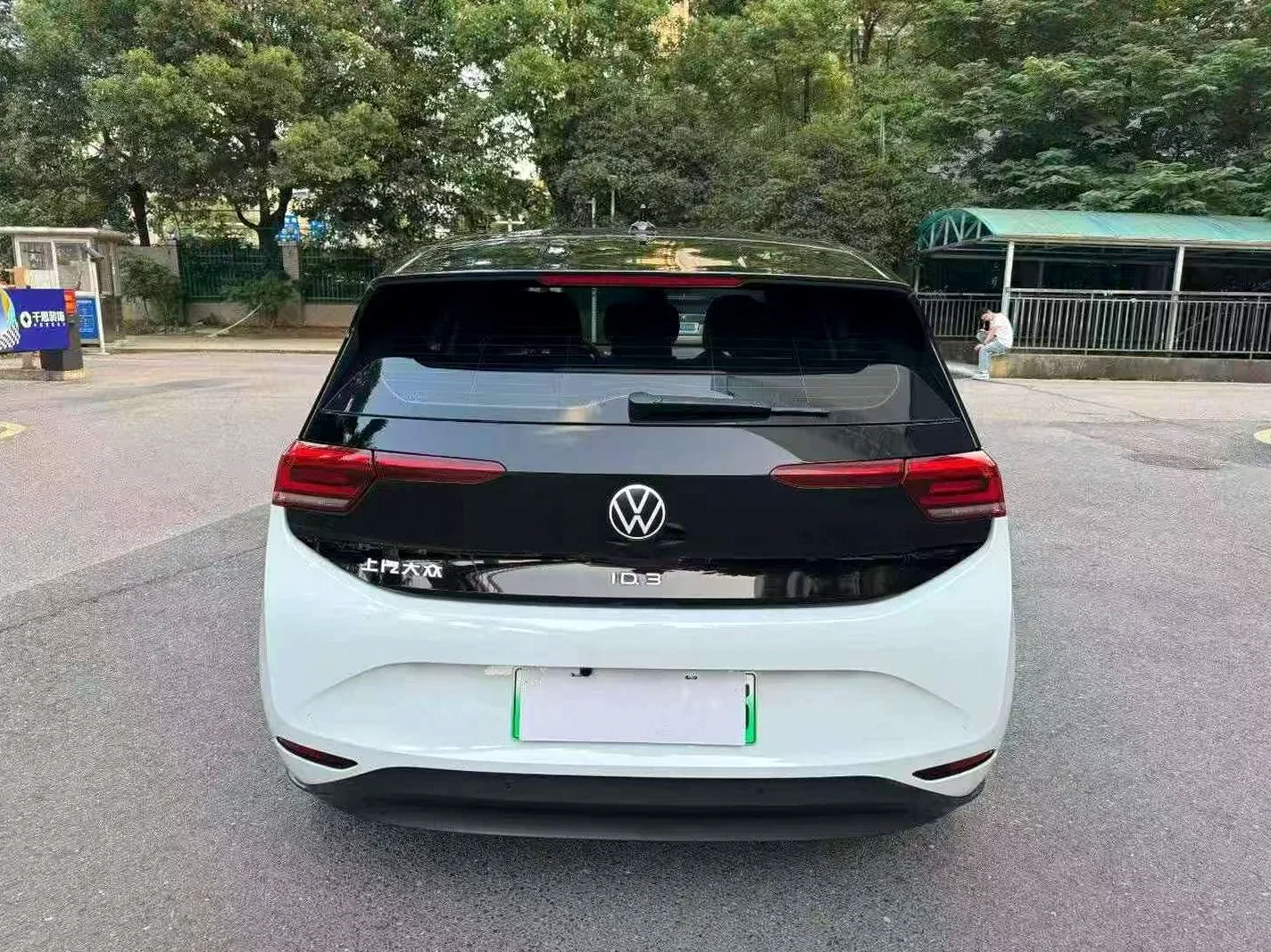 大众ID 后面外观二