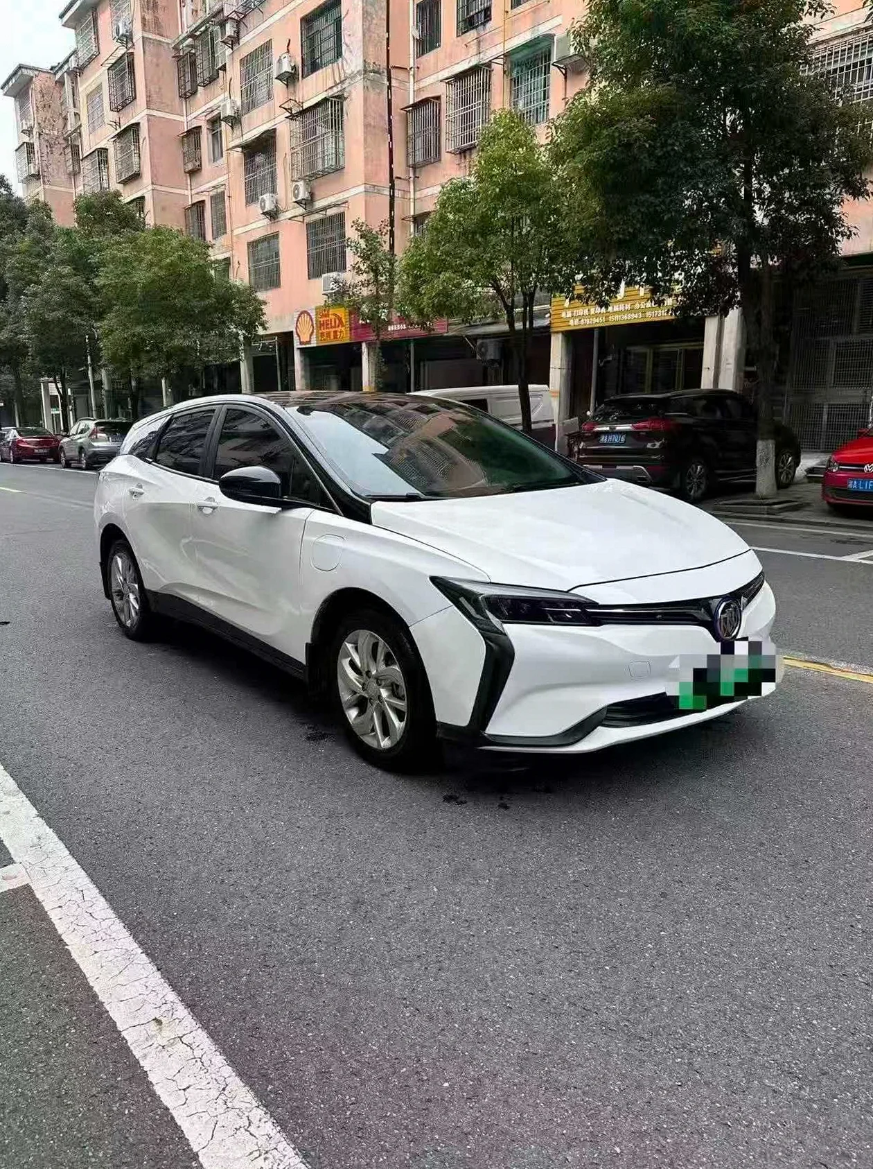 别克微蓝 正面外观三