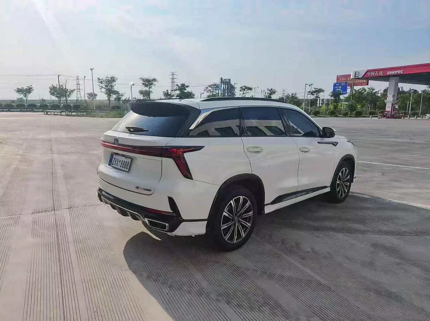 长安汽车CS75 后面外观一