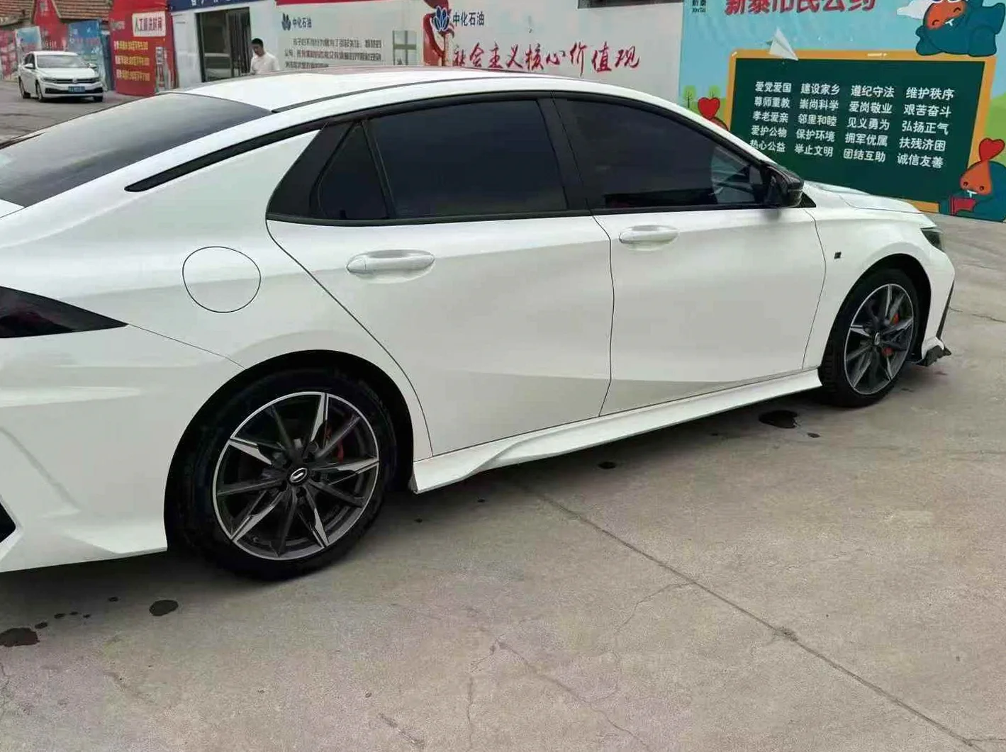 传祺影豹 后面外观二