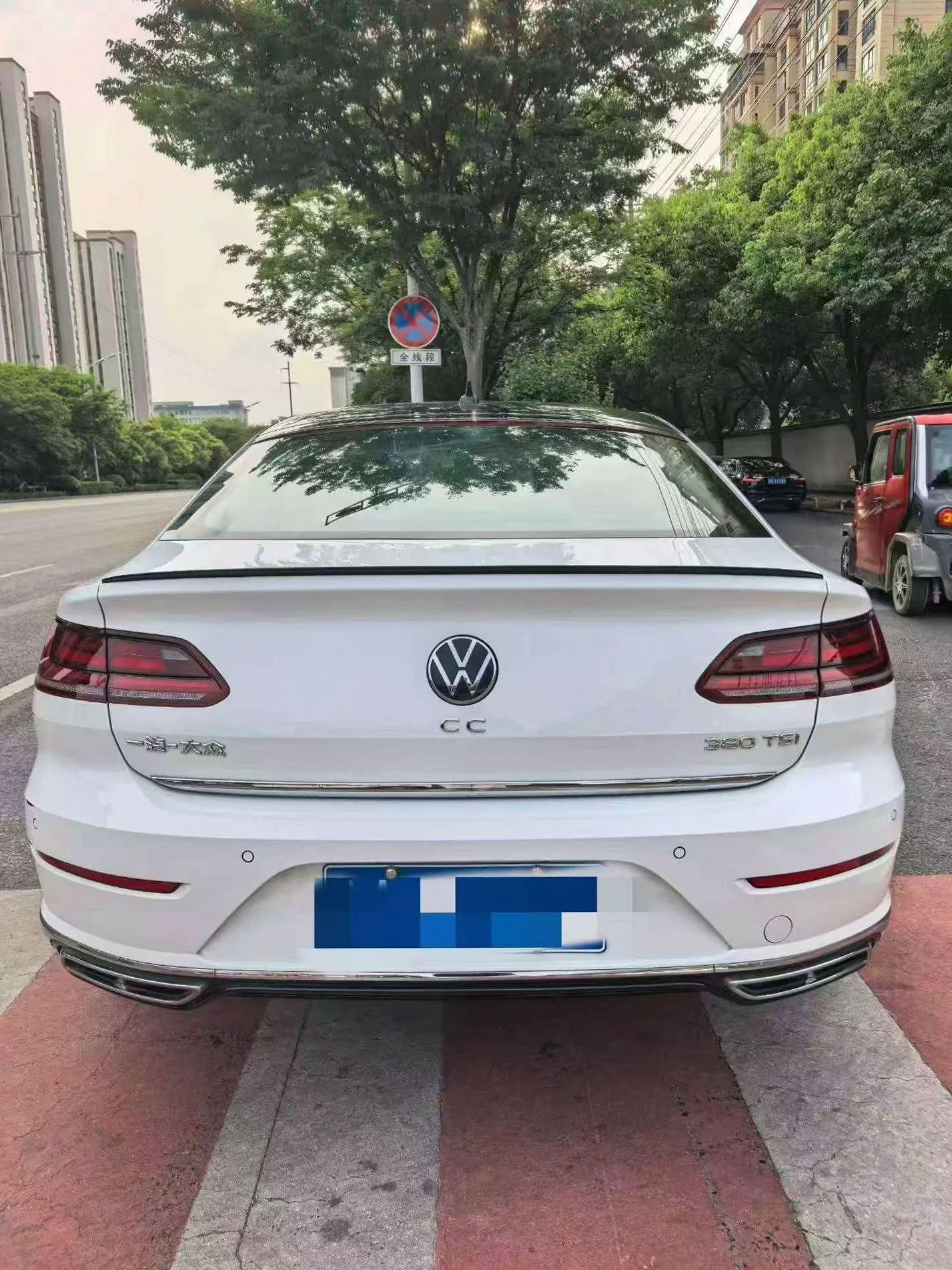大众CC 后面外观一