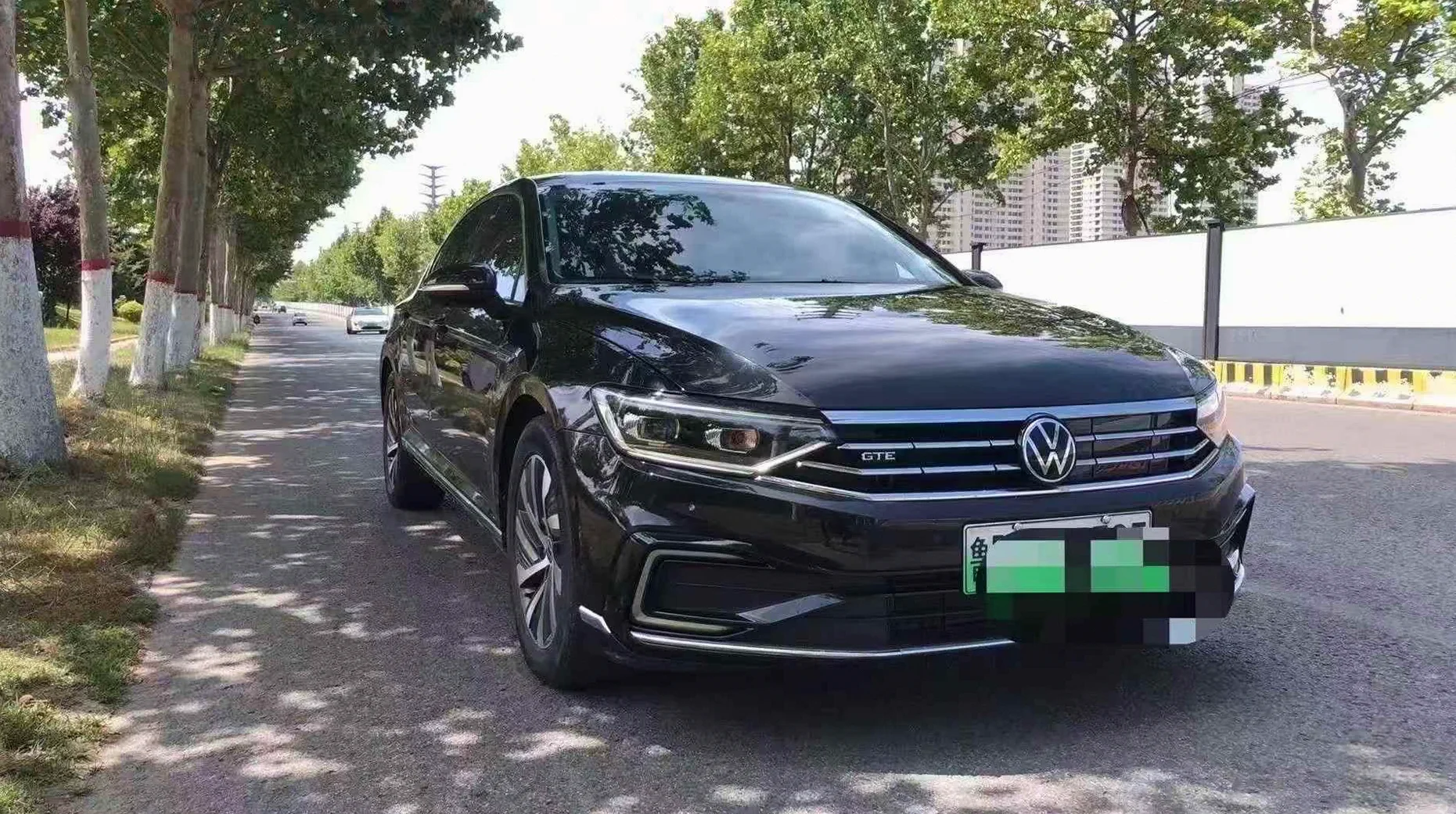 大众迈腾 正面外观二