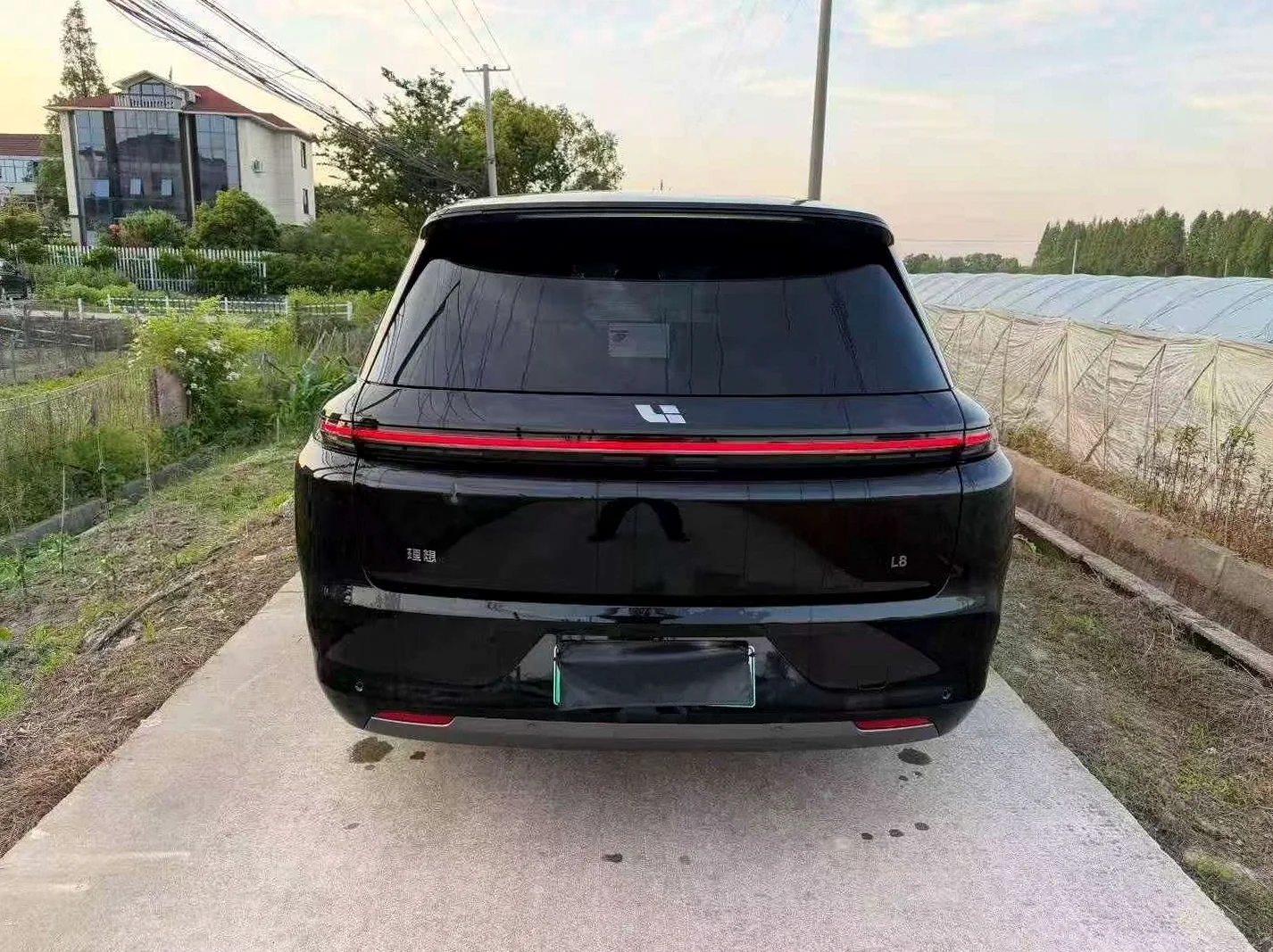 理想L8 内饰后排