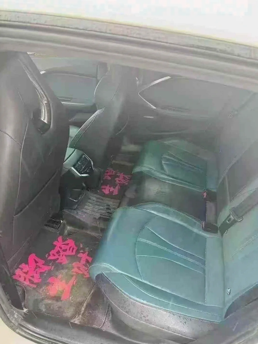 名爵7 驾驶室
