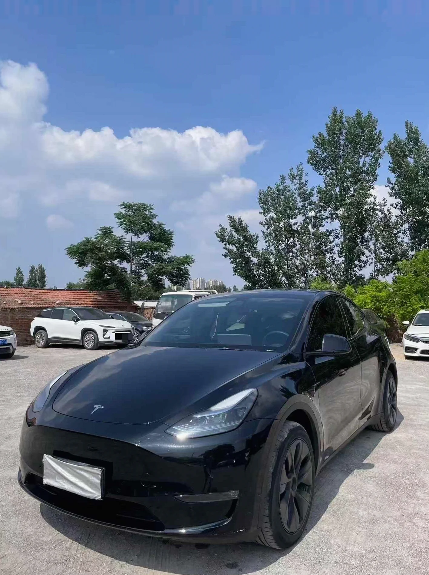 特斯拉MODEL 正面外观三