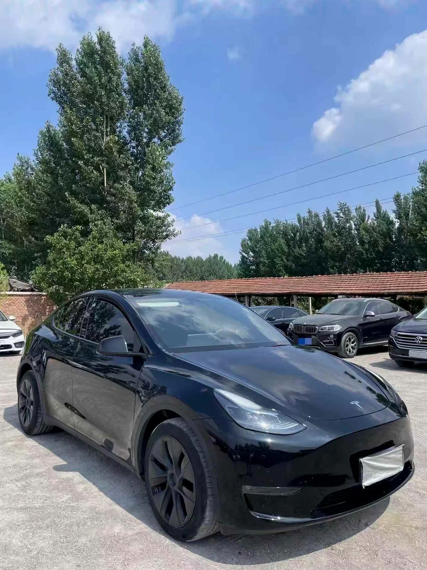 特斯拉MODEL 正面外观二