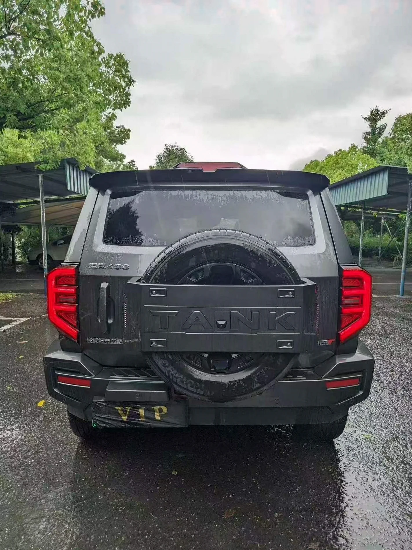 长城汽车坦克 后面外观三