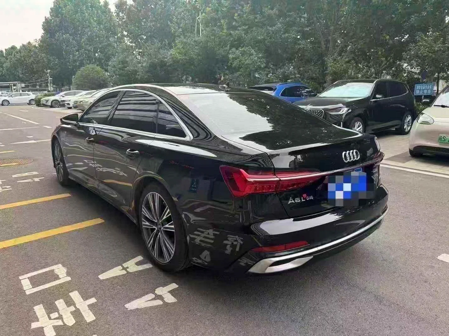 奥迪A6L 驾驶室
