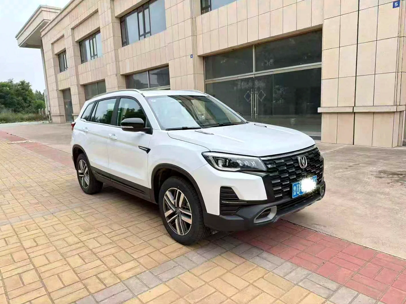 25年长安CS75畅享型豪华型