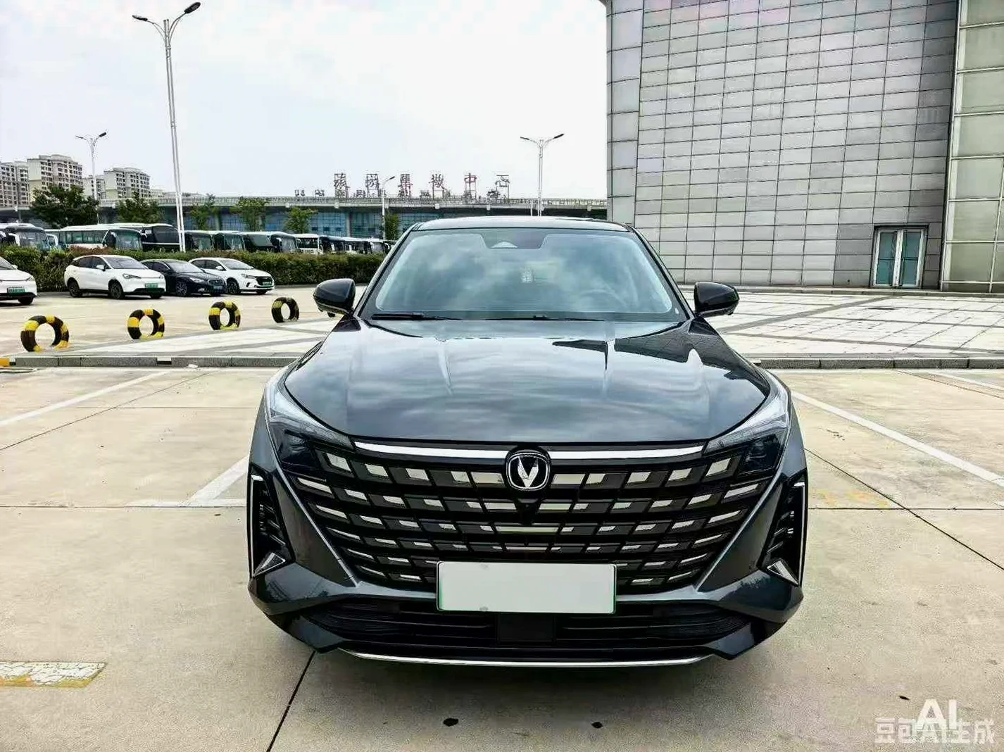 25年长安UNI-Z 1.5T插电混动卓越型