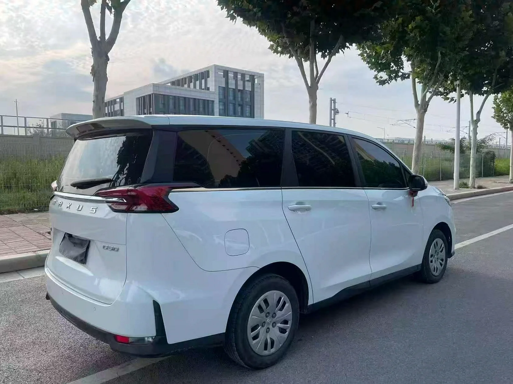 大通G50 后面外观三