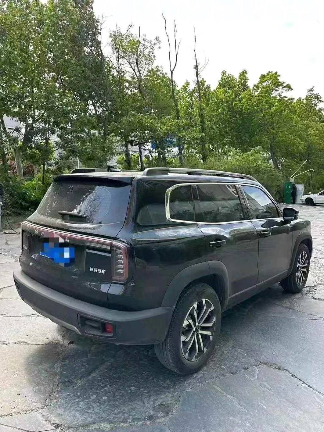 哈弗大狗 后面外观三