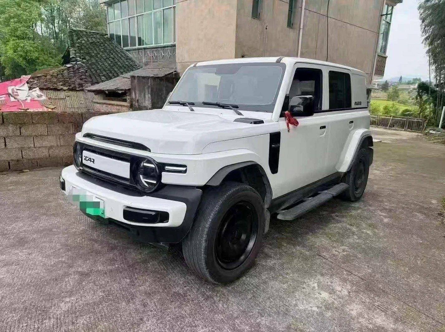 奇瑞ICAR 正面外观三