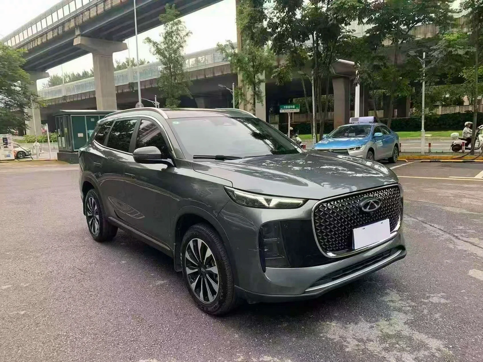 奇瑞瑞虎 正面外观三