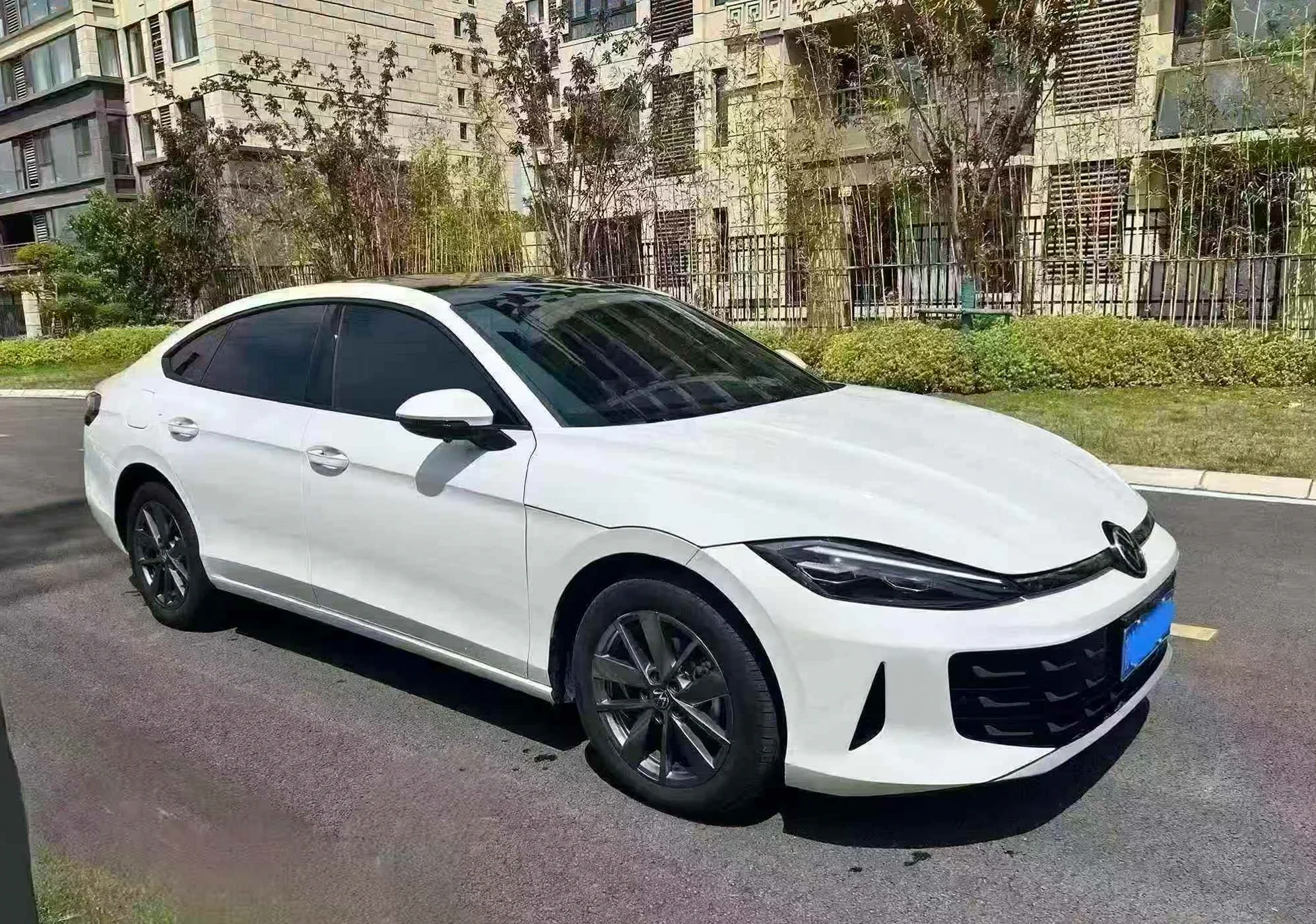 大众凌渡 正面外观三