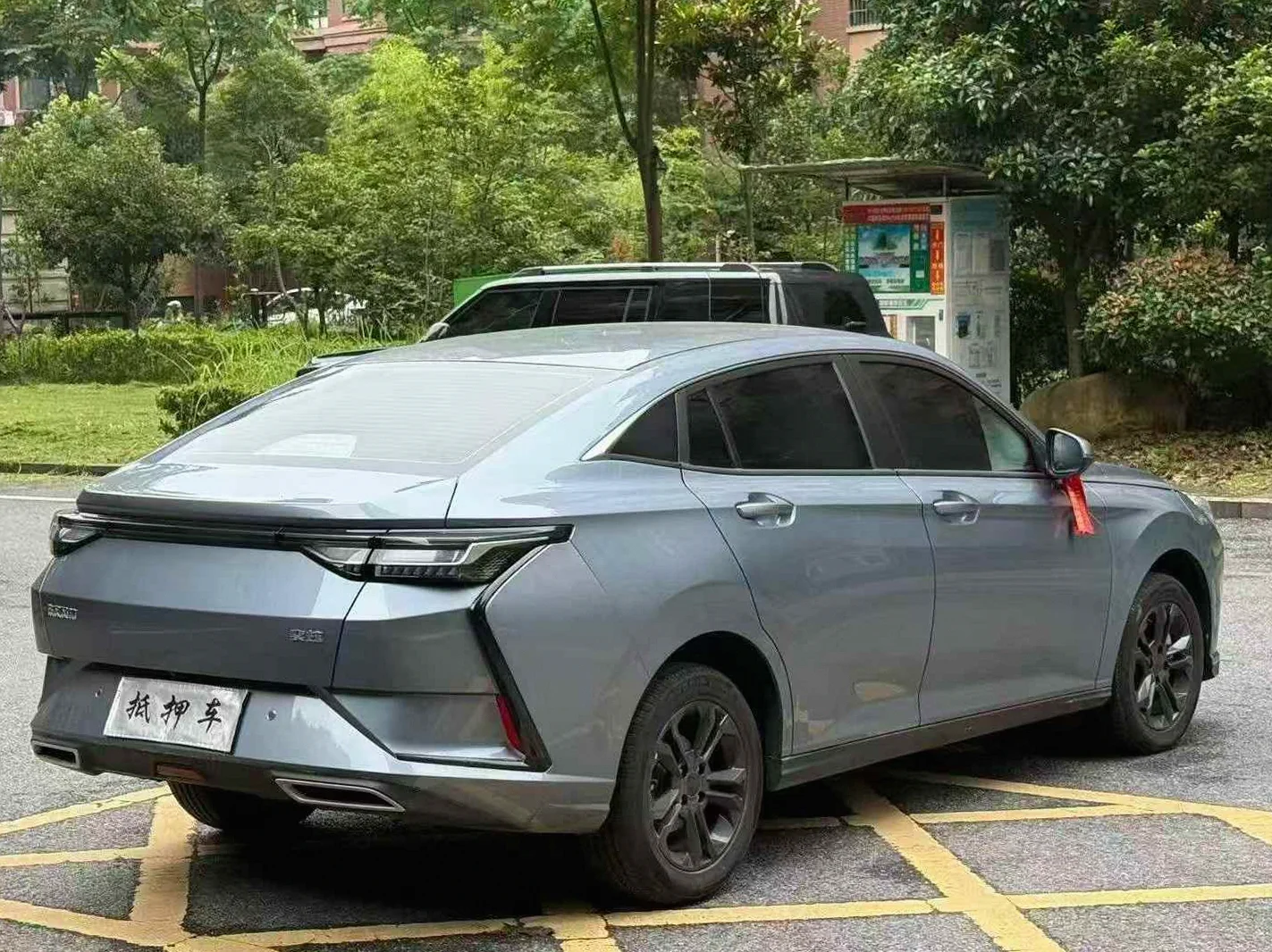 东风奕炫 后面外观一
